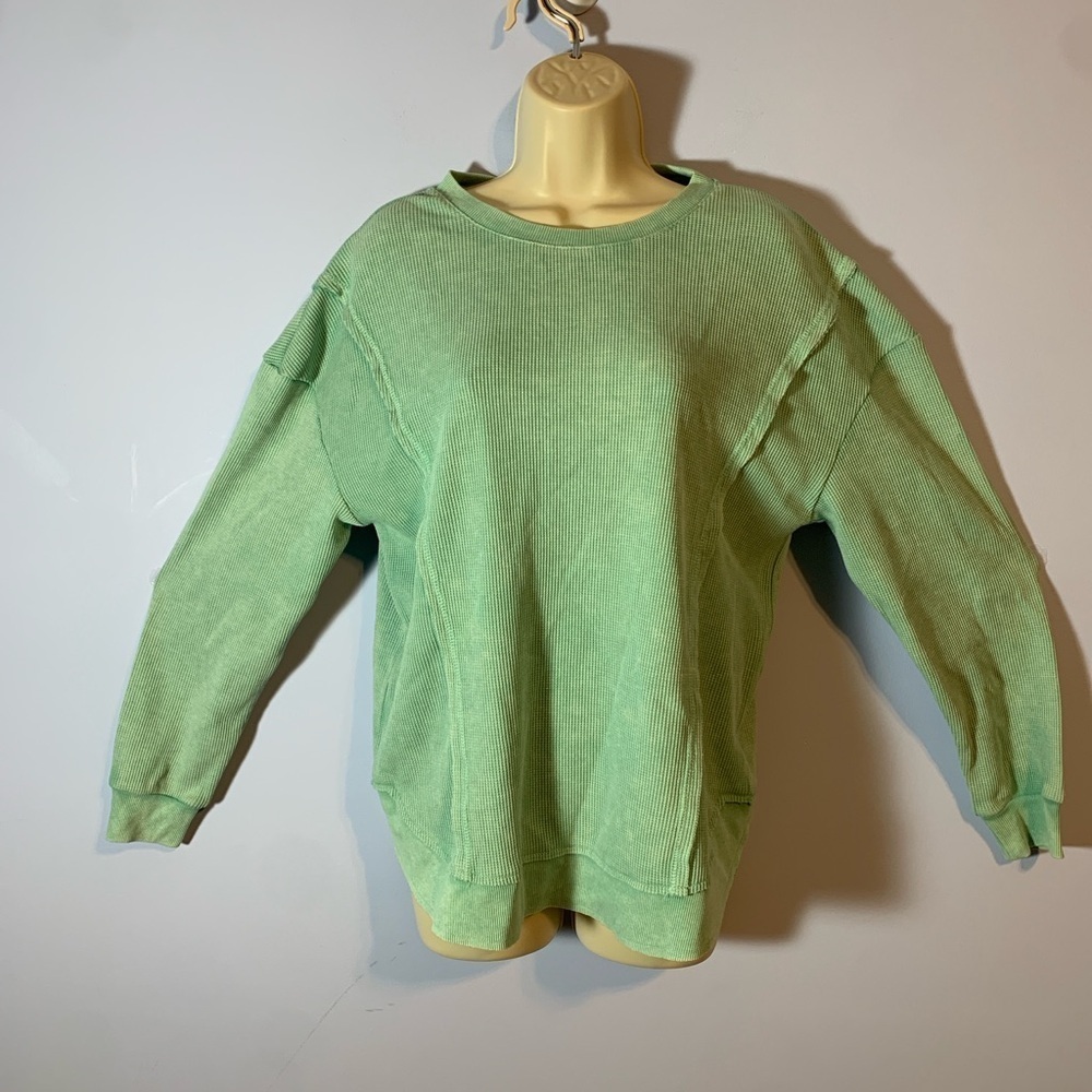 Sunnyside by sundry light green waffle thermal crew neck side seams size medium